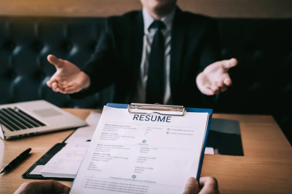 Key differences between a CV and a resume and when to use