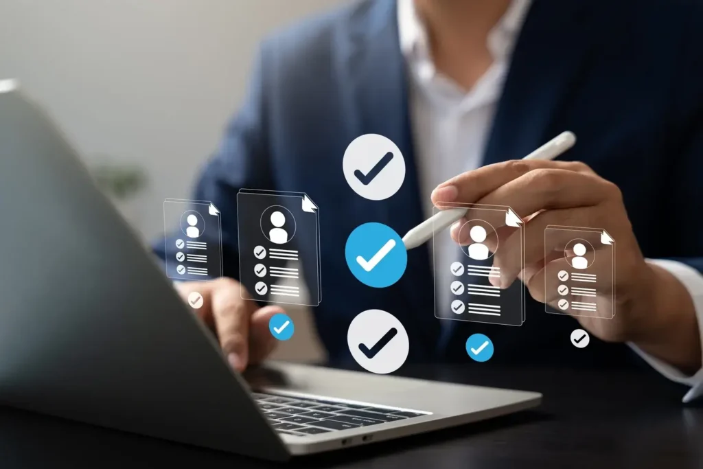 How to optimize your LinkedIn profile to attract recruiters