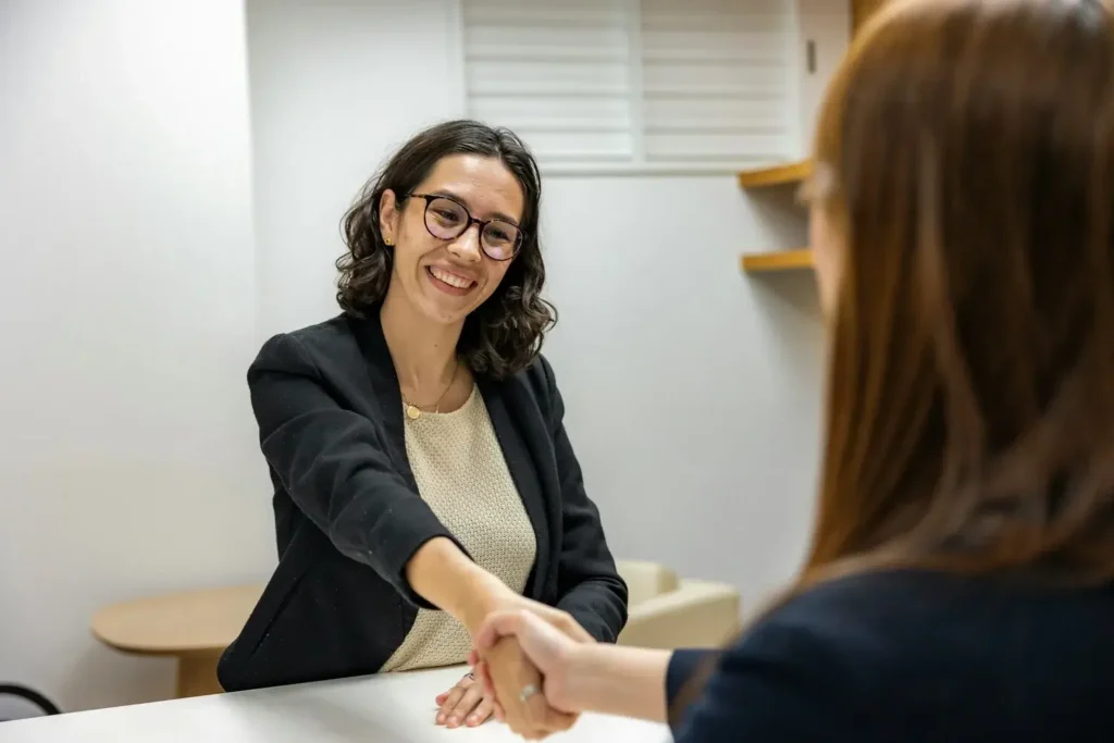 How to answer tell me about yourself in a job interview